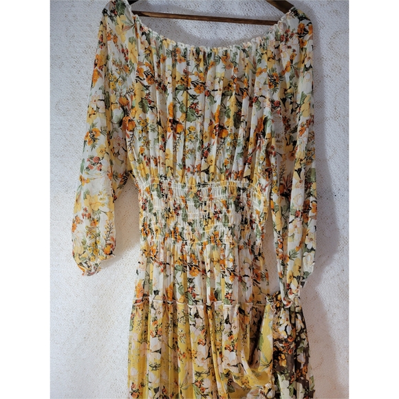 FIGUEROA & FLOWER Floral Dress in Yellow and Brown - Picture 4 of 11